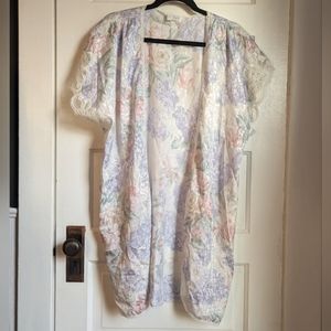 Vintage Floral Robe Lucie Ann ii